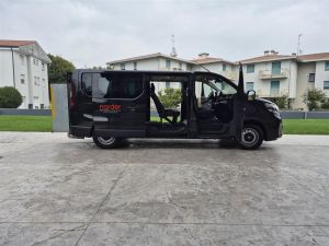 L - Opel Vivaro Pulmino portasci